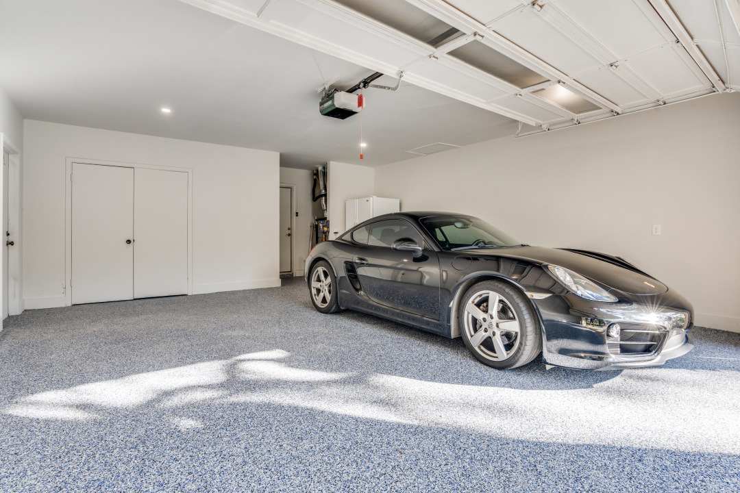 519 Country Lane, San Antonio, Texas 78209